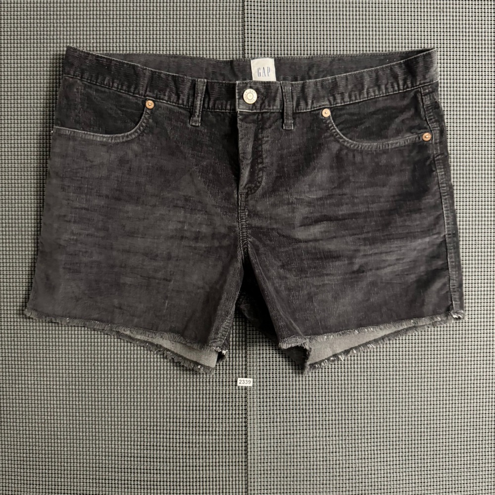 Gap Womens Charcoal Gray Corduroy Cut Off Shorts Size 14 Raw Hem Five Pocket